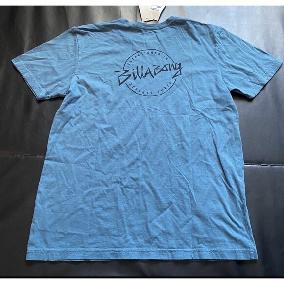 NWT Quiksilver Hoodie & Tees Bundle Boys Youth Size XL - Picture 4 of 6